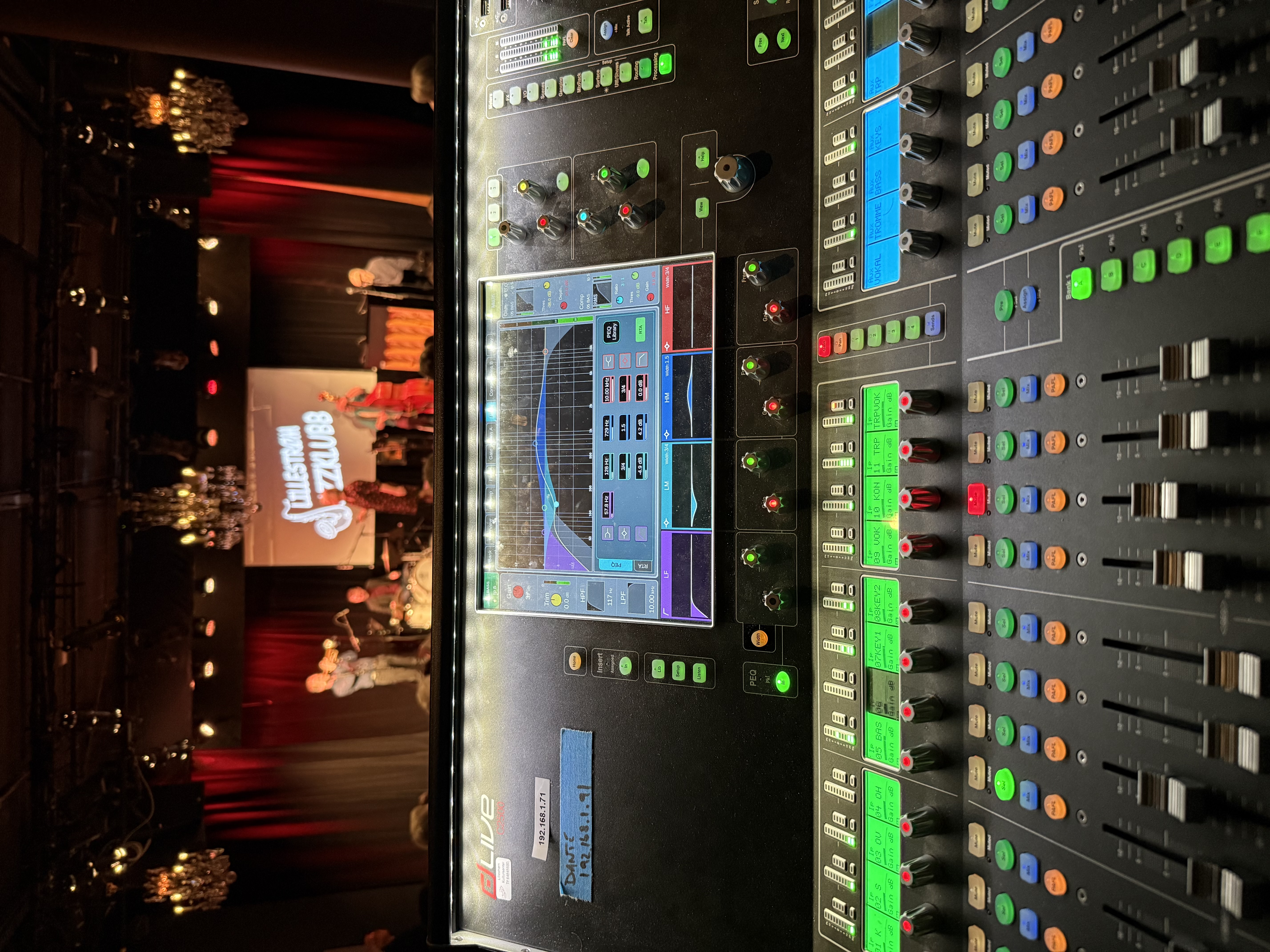 Live sound mixing desk